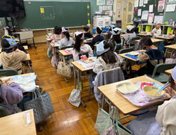 「多子世帯給食費助成事業」に活用されました。