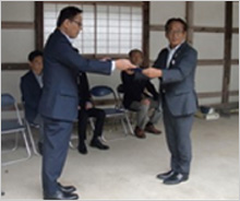 寄付金贈呈式を行いました。