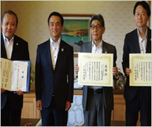 寄付金贈呈式を行いました。