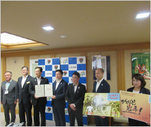 「いわての学び希望基金」目録贈呈式を行いました。