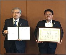 寄付金贈呈式を行いました。