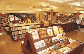 祈りの丘絵本美術館