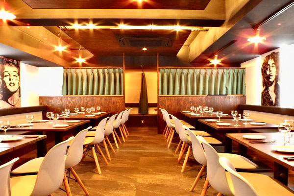 梅田 肉バル 食べ飲み放題 Meat Market