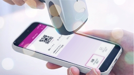 二次元コードでスピーディ決済